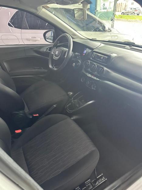 FIAT Argo 1.0 4P FLEX FIREFLY, Foto 3 FIAT Argo 1.0 4P FLEX FIREFLY, Foto 3