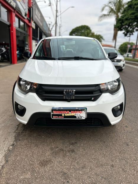 FIAT Mobi 1.0 4P FLEX EVO LIKE, Foto 2