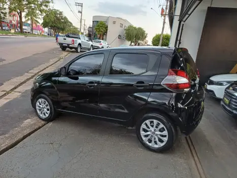 FIAT Mobi 1.0 4P FLEX DRIVE FIRE FLY, Foto 4