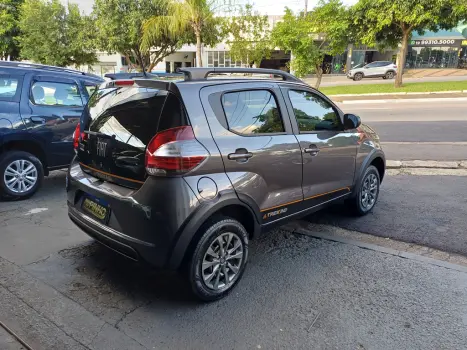 FIAT Mobi 1.0 4P FLEX EVO TREKKING, Foto 2