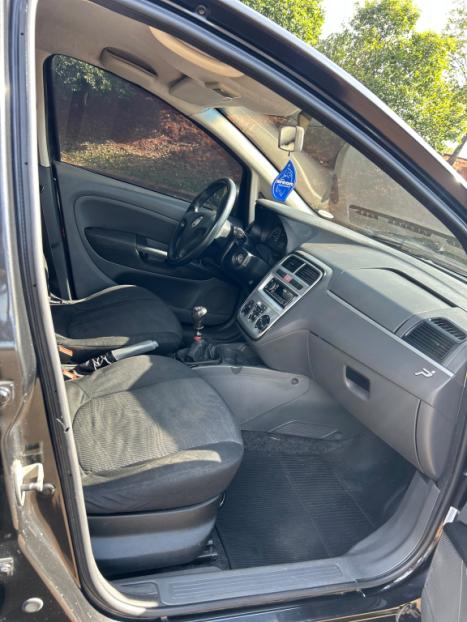 FIAT Punto 1.4 4P ATTRACTIVE FLEX, Foto 4