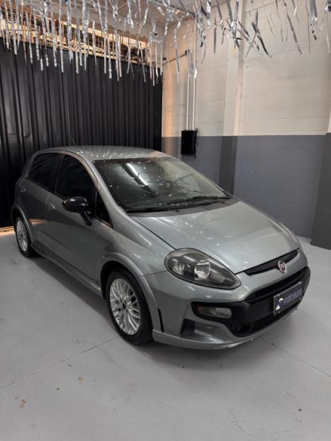FIAT Punto 1.8 16V 4P FLEX ESSENCE DUALOGIC AUTOMATIZADO, Foto 2