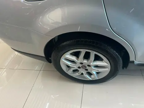 FIAT Siena 1.6 16V 4P ESSENCE FLEX DUALOGIC AUTOMATIZADO, Foto 2
