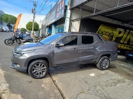 FIAT Strada 1.3 4P FIREFLY FLEX VOLCANO CABINE DUPLA AUTOM�TICO, Foto 2