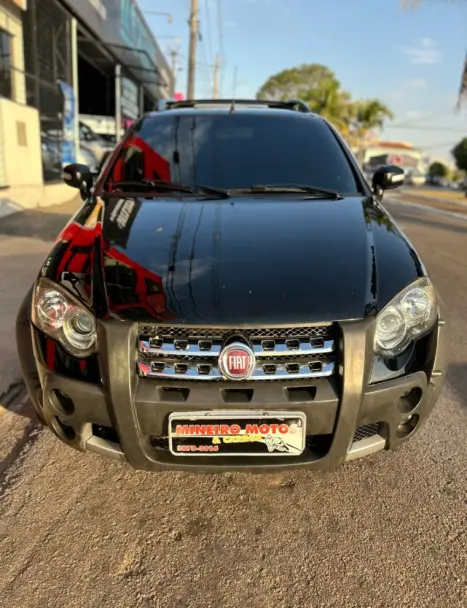 FIAT Strada 1.8 FLEX ADVENTURE CABINE ESTENDIDA, Foto 2