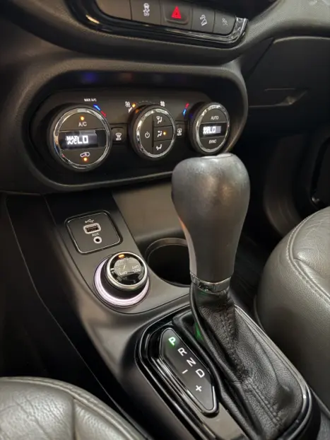 FIAT Toro 2.0 16V 4P 4WD FREEDOM TURBO DIESEL, Foto 12