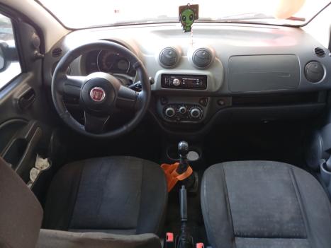 FIAT Uno 1.0 4P FLEX EVO VIVACE CELEBRATION, Foto 2