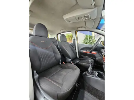 FIAT Uno 1.4 FLEX SPORTING, Foto 9
