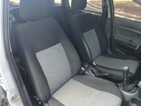 FORD Fiesta Hatch 1.6 4P ROCAM FLEX, Foto 10 FORD Fiesta Hatch 1.6 4P ROCAM FLEX, Foto 10