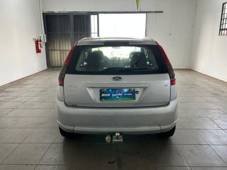 FORD Fiesta Hatch 1.6 4P, Foto 4
