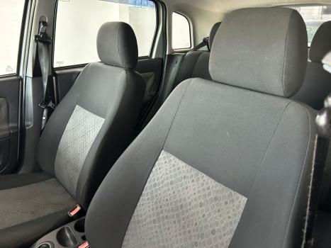 FORD Fiesta Hatch 1.6 4P, Foto 7
