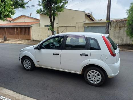 FORD Fiesta Hatch 1.0 4P FLEX, Foto 4