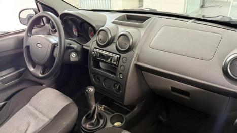 FORD Fiesta Hatch 1.0, Foto 4