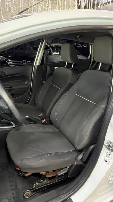 FORD Fiesta Hatch 1.6 16V 4P FLEX SEL POWERSHIFT AUTOM�TICO, Foto 7