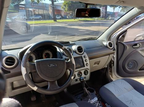 FORD Fiesta Hatch 1.6 4P, Foto 5