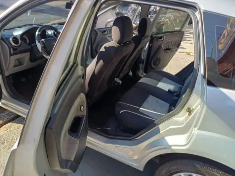 FORD Fiesta Hatch 1.6 4P, Foto 11