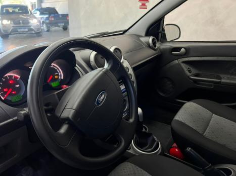 FORD Fiesta Hatch 1.6 4P CLASS FLEX, Foto 6