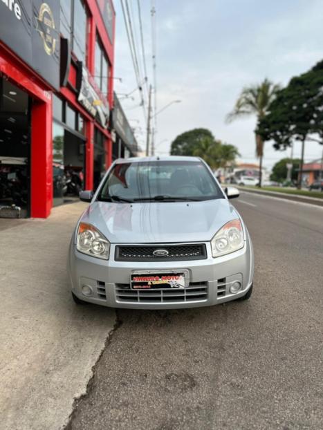 FORD Fiesta Sedan 1.6 4P FLEX, Foto 2 FORD Fiesta Sedan 1.6 4P FLEX, Foto 2