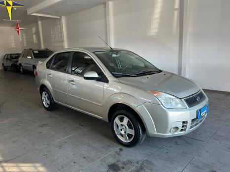 FORD Fiesta Sedan 1.6 4P FLEX, Foto 2