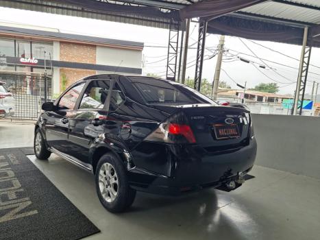 FORD Fiesta Sedan 1.6 4P ROCAM FLEX, Foto 5