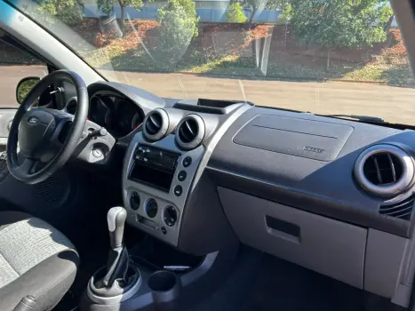 FORD Fiesta Sedan 1.6 4P FLEX, Foto 9