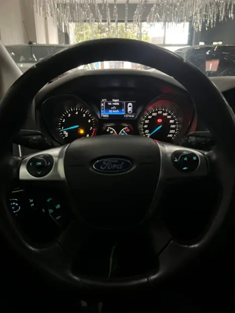 FORD Focus Hatch 2.0 16V 4P FLEX AUTOM�TICO, Foto 3