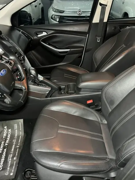 FORD Focus Hatch 2.0 16V 4P FLEX AUTOM�TICO, Foto 5