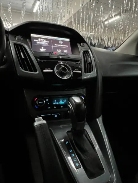 FORD Focus Hatch 2.0 16V 4P FLEX AUTOM�TICO, Foto 7