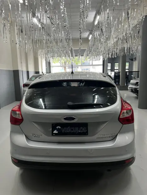 FORD Focus Hatch 2.0 16V 4P FLEX AUTOM�TICO, Foto 9