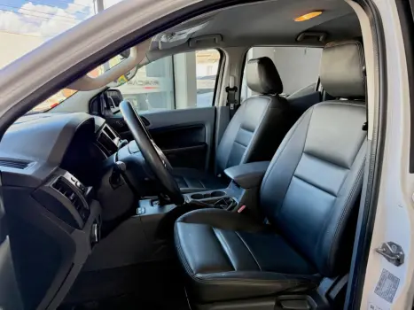 FORD Ranger 2.2 16V XLS DIESEL CABINE DUPLA AUTOM�TICO, Foto 9