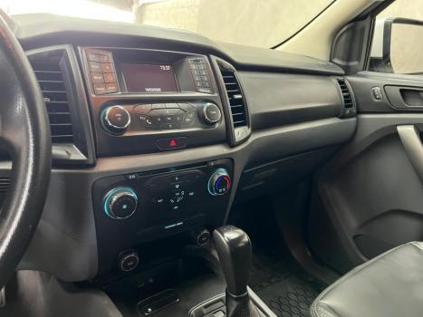 FORD Ranger 2.2 16V XLS DIESEL 4X4 CABINE DUPLA AUTOM�TICO, Foto 3