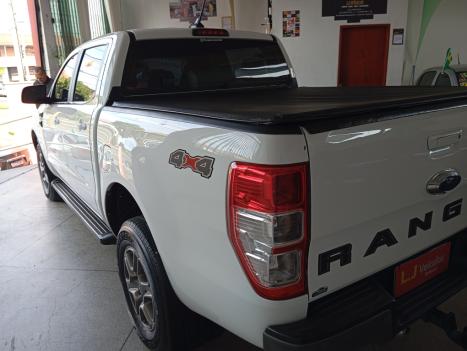FORD Ranger 2.2 16V XLS DIESEL 4X4 CABINE DUPLA AUTOM�TICO, Foto 2