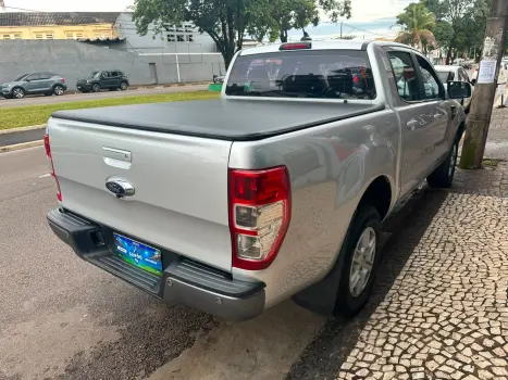 FORD Ranger 2.2 16V XLS DIESEL 4X4 CABINE DUPLA AUTOM�TICO, Foto 2