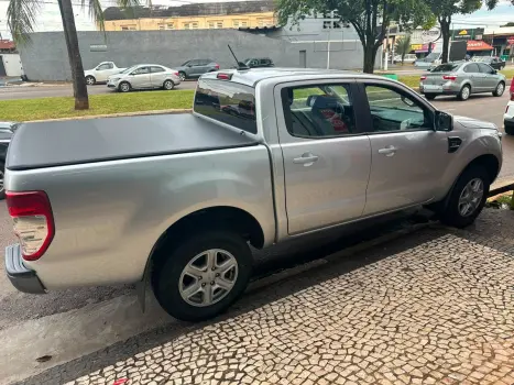FORD Ranger 2.2 16V XLS DIESEL 4X4 CABINE DUPLA AUTOM�TICO, Foto 12