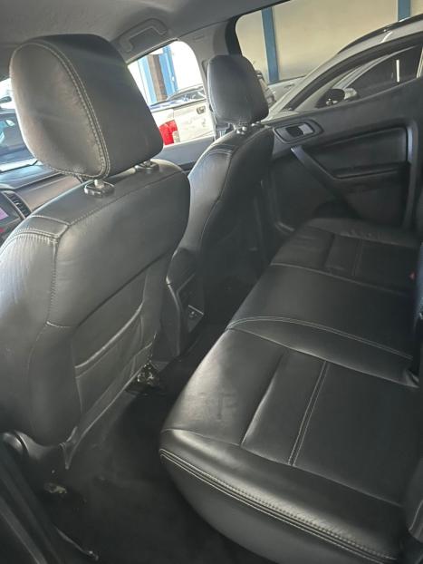 FORD Ranger 2.8 XLS STORM 4X4 DIESEL TURBO INTERCOOLER CABINE DUPLA, Foto 8