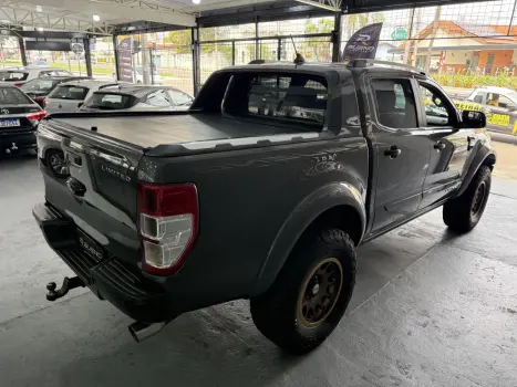 FORD Ranger 3.2 20V CABINE DUPLA 4X4 LIMITED TURBO DIESEL AUTOM�TICO, Foto 4