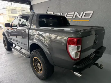 FORD Ranger 3.2 20V CABINE DUPLA 4X4 LIMITED TURBO DIESEL AUTOM�TICO, Foto 3