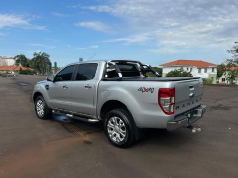 FORD Ranger 3.2 20V XLT 4X4 CABINE DUPLA TURBO DIESEL AUTOMÁTICO, Foto 6