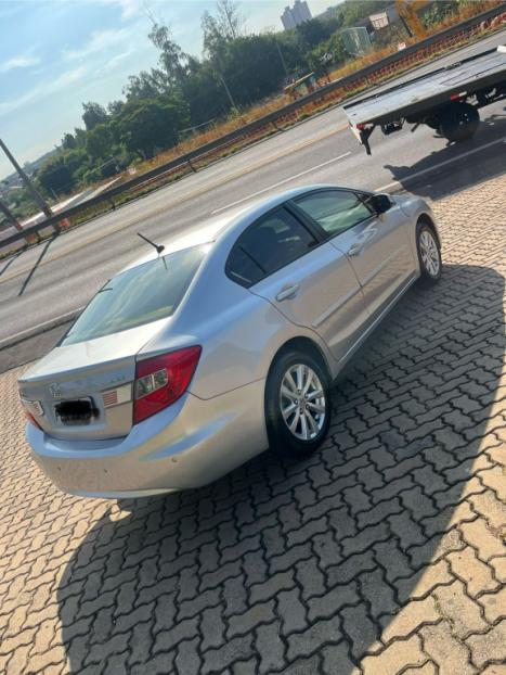 HONDA Civic 1.8 16V 4P FLEX LXS AUTOMTICO, Foto 4