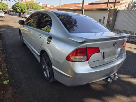 HONDA Civic 1.8 16V 4P FLEX LXS, Foto 2