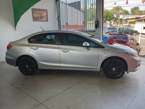 HONDA Civic 1.8 16V 4P FLEX LXS AUTOM�TICO, Foto 10