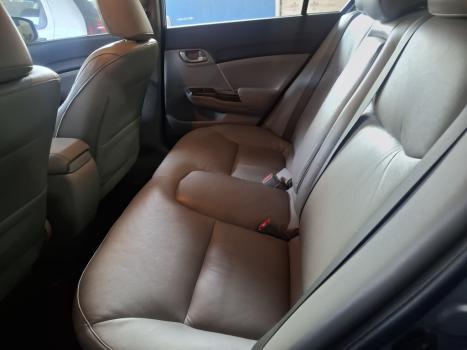 HONDA Civic 1.8 16V 4P FLEX LXS, Foto 6