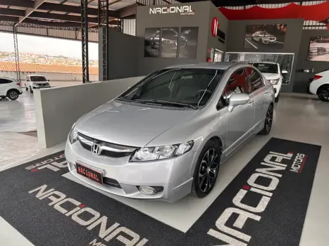 HONDA Civic 1.8 16V 4P FLEX LXS, Foto 3
