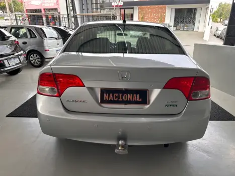 HONDA Civic 1.8 16V 4P FLEX LXS, Foto 5