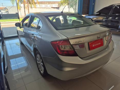 HONDA Civic 1.8 16V 4P FLEX LXL AUTOMÁTICO, Foto 3
