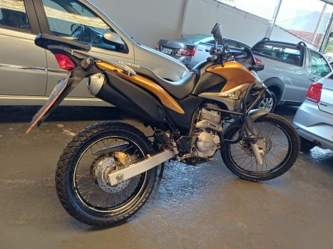 HONDA XRE 300 ABS, Foto 2