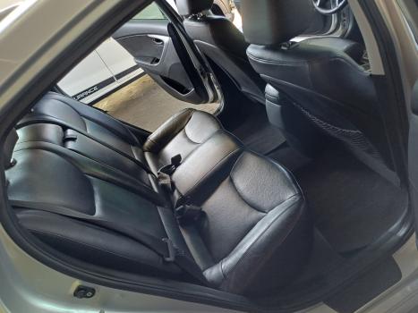 HYUNDAI Elantra 2.0 16V 4P GLS AUTOMTICO, Foto 6