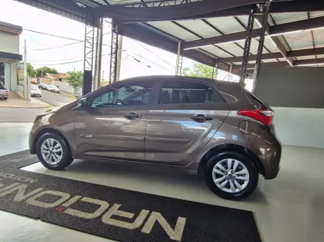 HYUNDAI HB 20 Hatch 1.0 12V 4P FLEX COMFORT PLUS, Foto 4