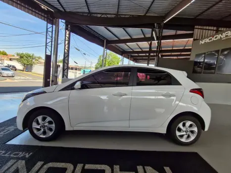 HYUNDAI HB 20 Hatch 1.0 12V 4P FLEX UNIQUE, Foto 4