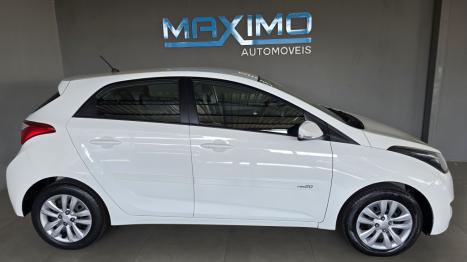 HYUNDAI HB 20 Hatch 1.6 16V 4P COMFORT FLEX AUTOM�TICO, Foto 6